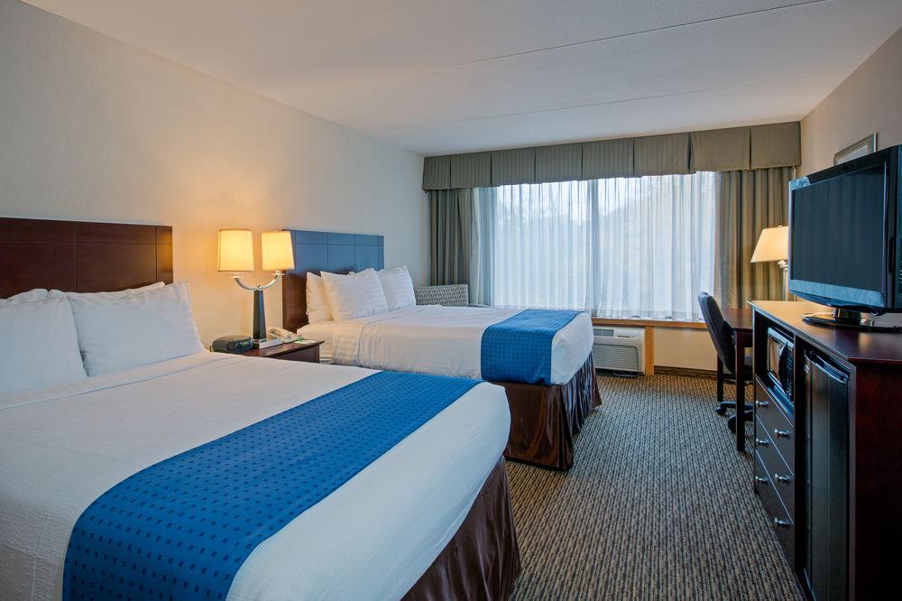Fairfield Inn & Suites Springfield Enfield Dış mekan fotoğraf
