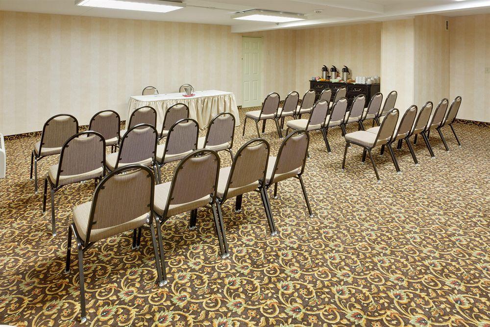 Fairfield Inn & Suites Springfield Enfield Dış mekan fotoğraf