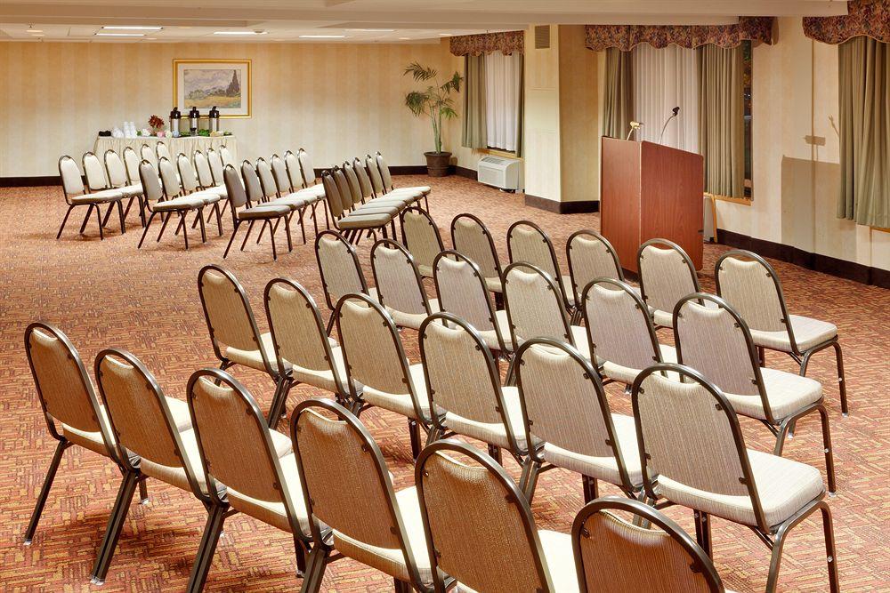 Fairfield Inn & Suites Springfield Enfield Dış mekan fotoğraf