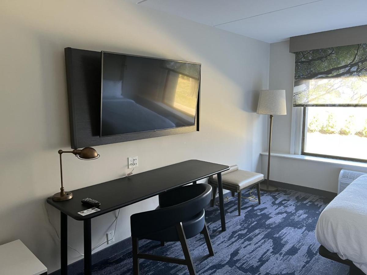 Fairfield Inn & Suites Springfield Enfield Dış mekan fotoğraf